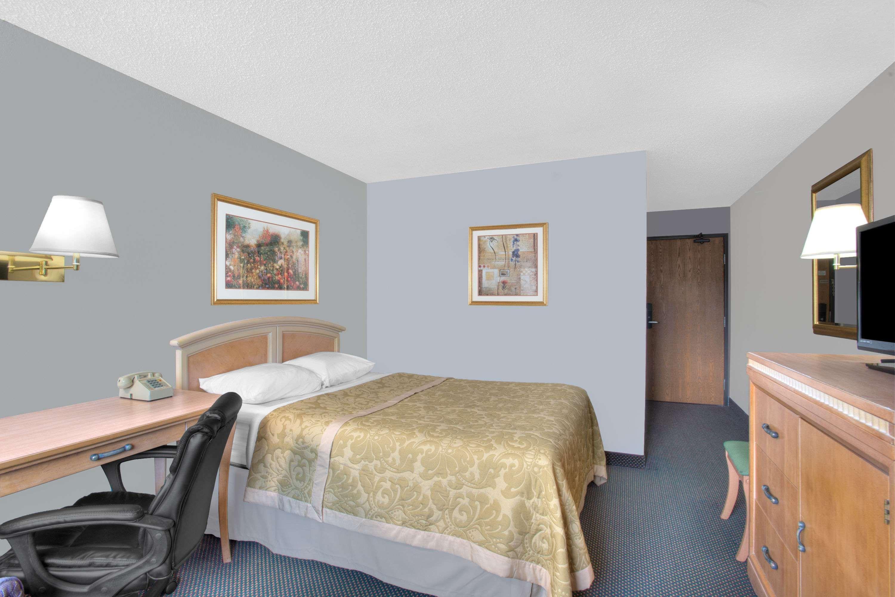 Hotel Super 8 By Wyndham Augusta Exteriér fotografie